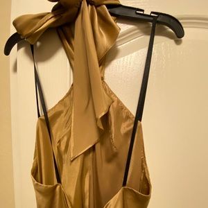 Gorgeous gold maxi dress.